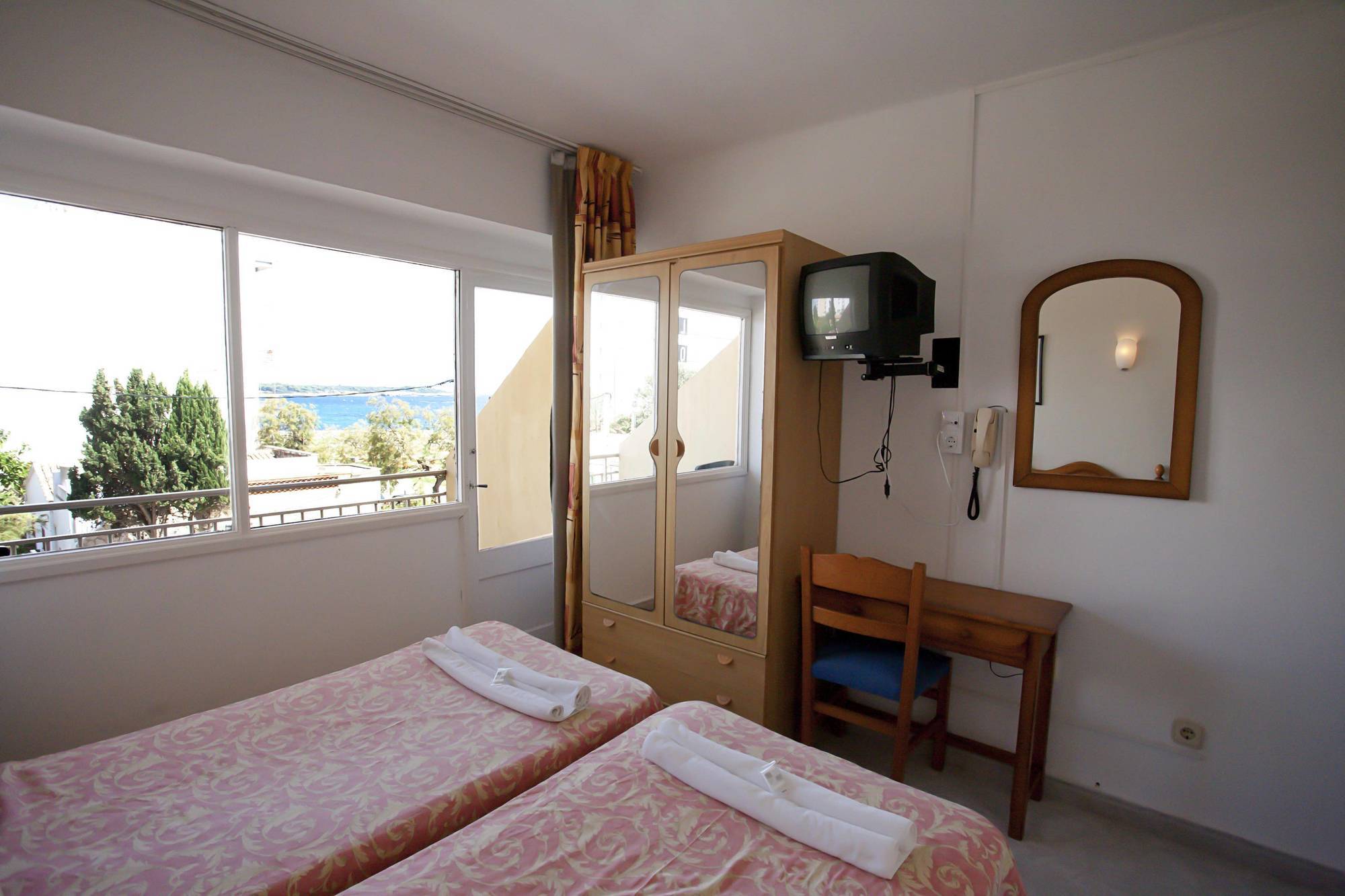 Hotel Pinomar (Adults Only) S'Illot  Exterior foto